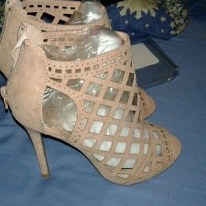 Meet your Posher, Lasonya